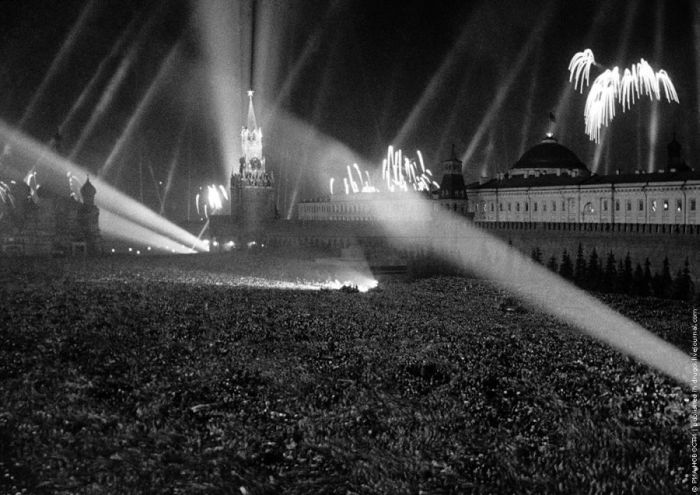 Салют Победы на Красной площади