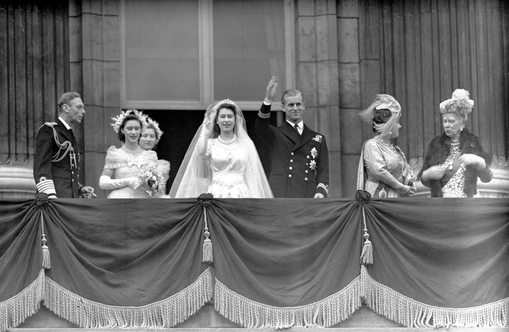 Королева Великобритании Елизавета II  и её супруг герцог Эдинбургский