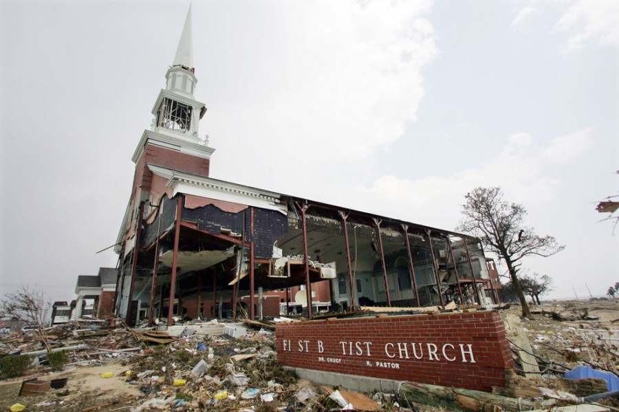 Первая баптистская церковь,  была разрушена в результате урагана Катрина в Галфпорт
