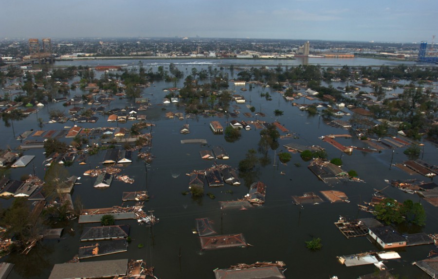 Вид с воздуха на ущерб, нанесенный ураганом Катрина 