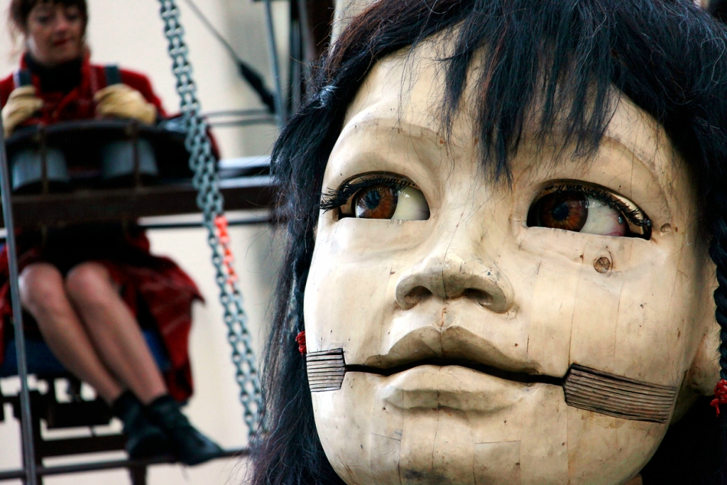 Гигантские марионетки театра Royal de Luxe