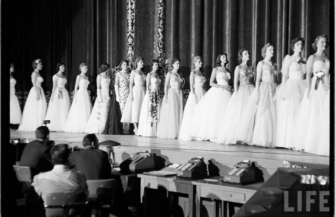 Конкурс красоты «Мисс Вселенная» в 1953 году