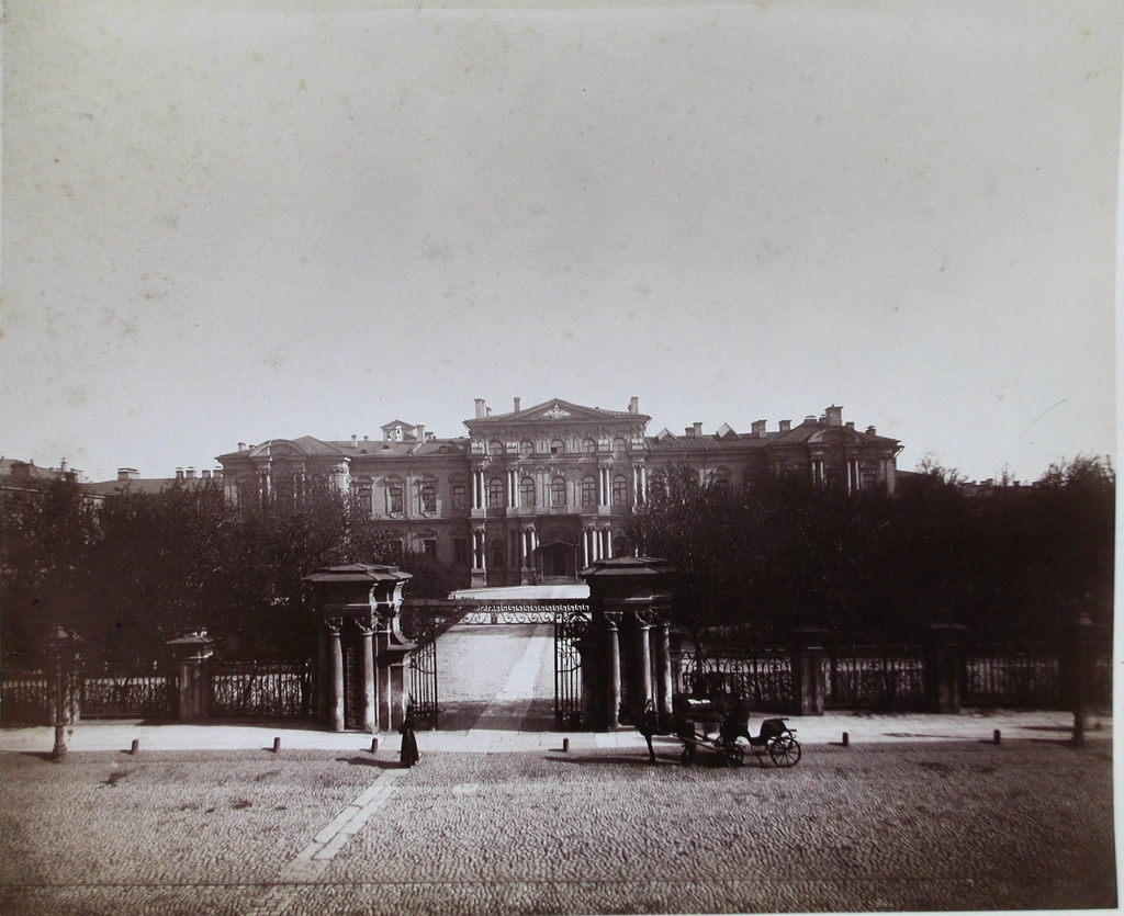Пажеский корпус в Санкт-Петербурге