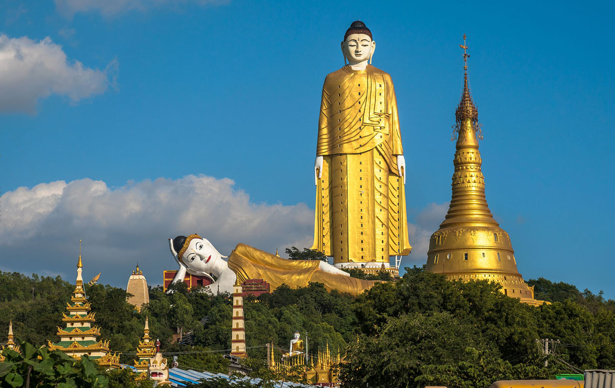 Статуя Будды в Хатакан Таунг, Мьянма. 116 метров.