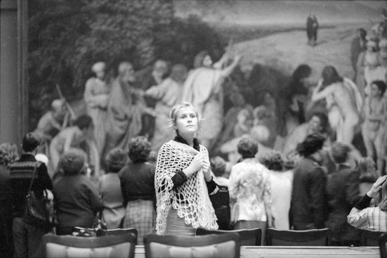 ВЕЛИКИЕ, ПРОСТЫЕ, КРАСИВЫЕ: ЛЮДИ НА СНИМКАХ СОВЕТСКОГО ФОТОГРАФА ...