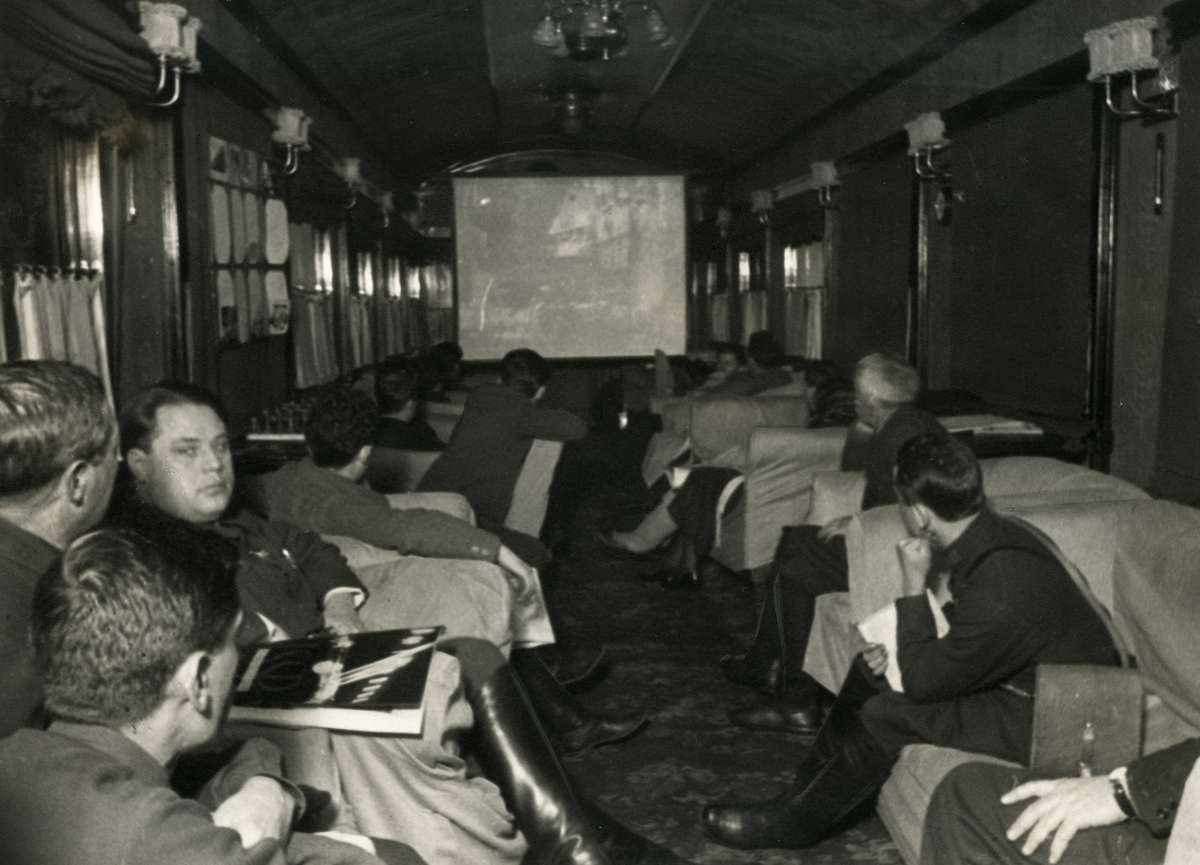 Советский поезд люкс. Экспресс Москва -Тбилиси. 1935 год.