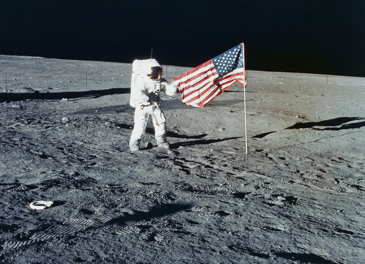Полёт Аполлона 12 на луну - 50 лет назад