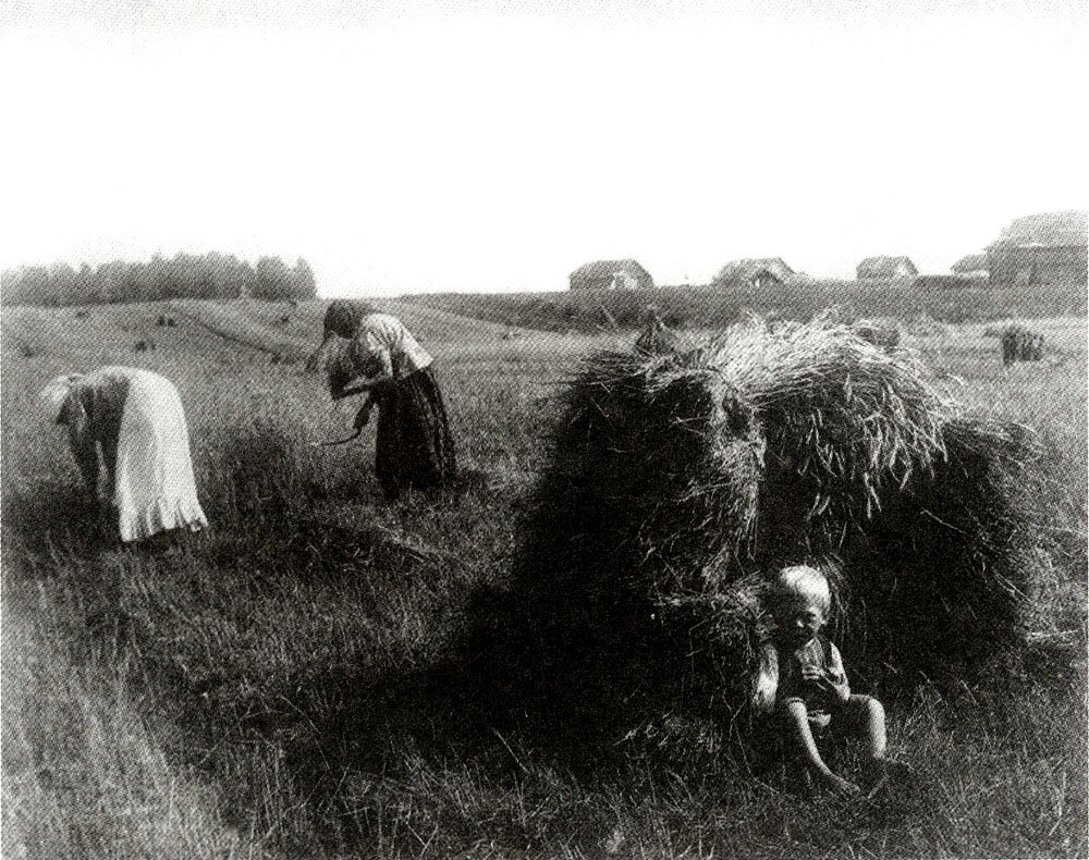 Как работали и отдыхали русские крестьяне начала XX века