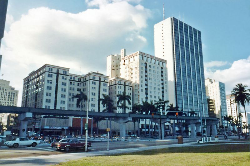 Майами в 80-х годах прошлого столетия.