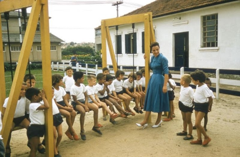 Цветные фотографии запечатлели жизнь в Бразилии в 1957 году