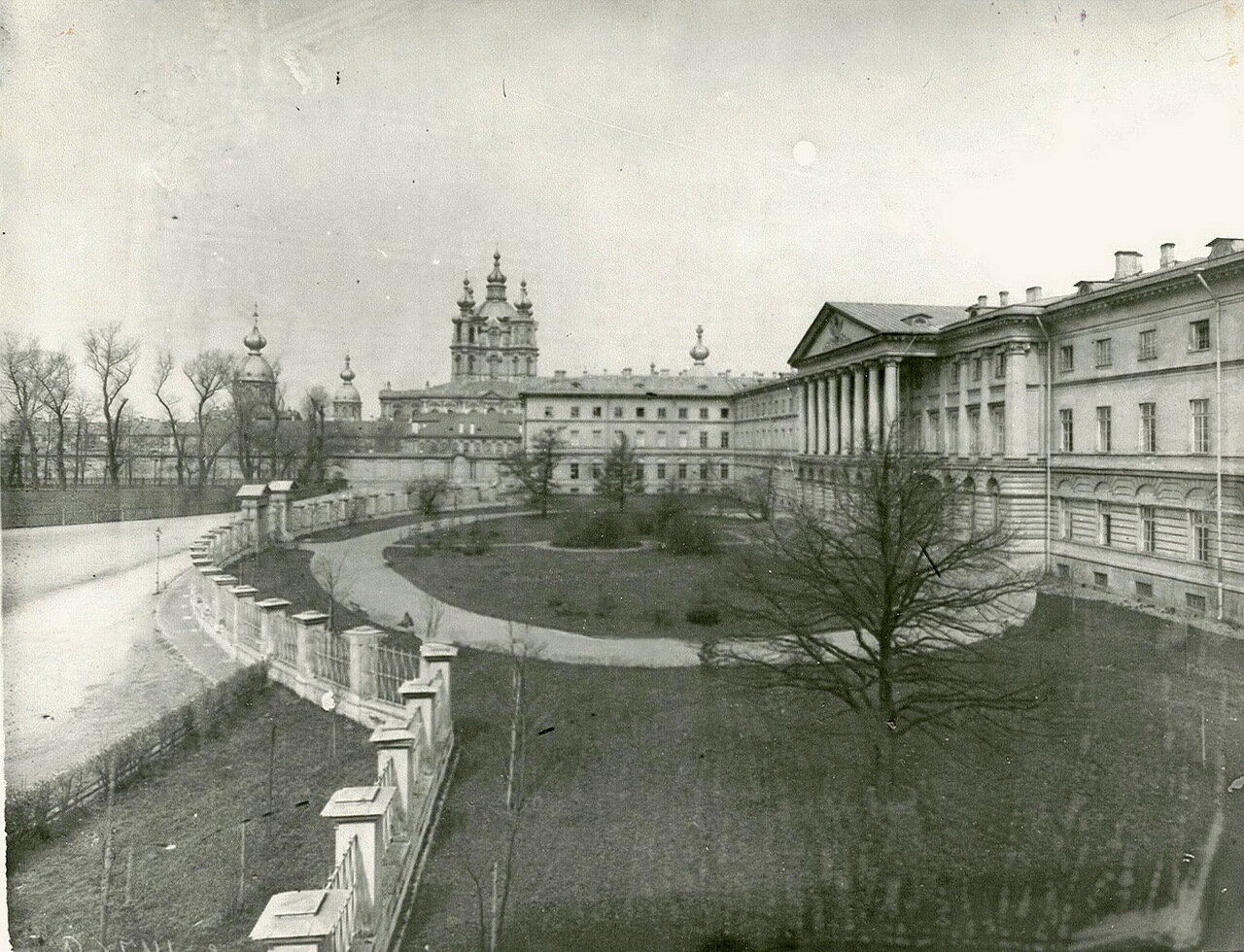 Смольный институт благородных девиц - Фотохронограф