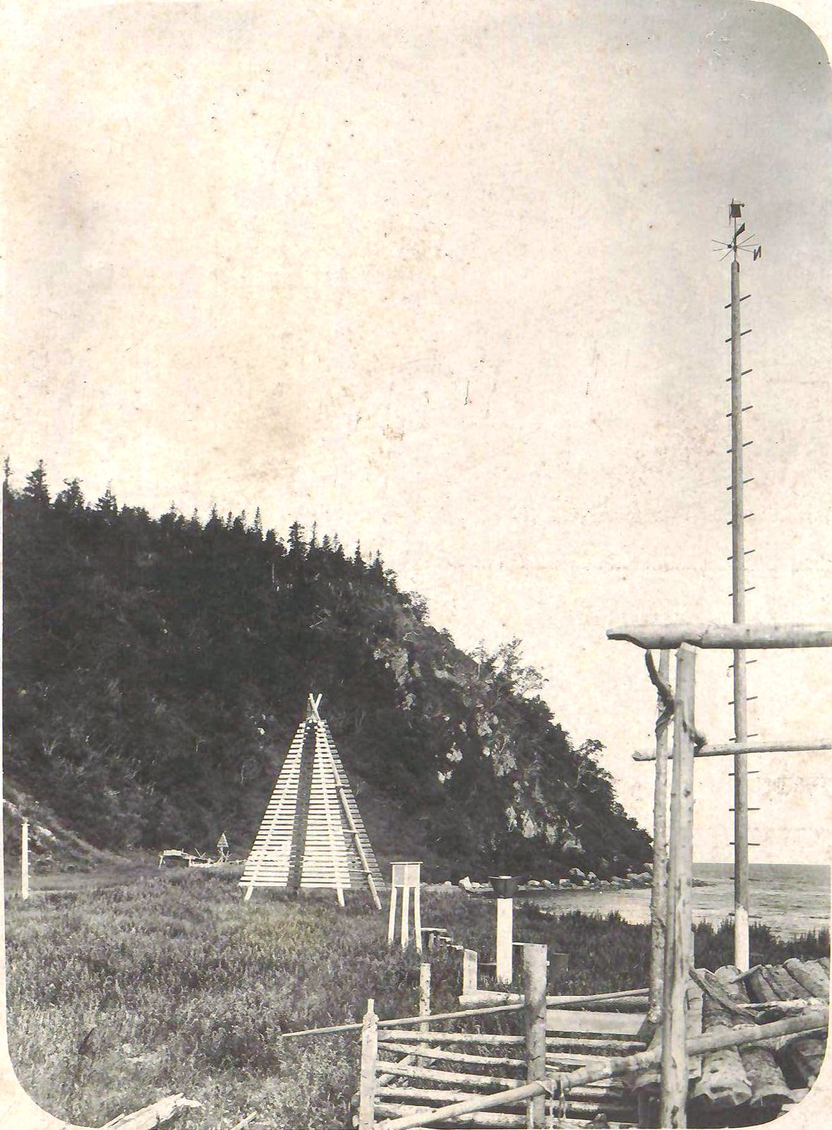 1913 год. Низовья Амура, остров Сахалин, мыс Пронге