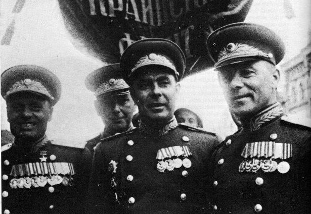 Где находились и чем занимались в Великую отечественную будущие советские Генсеки