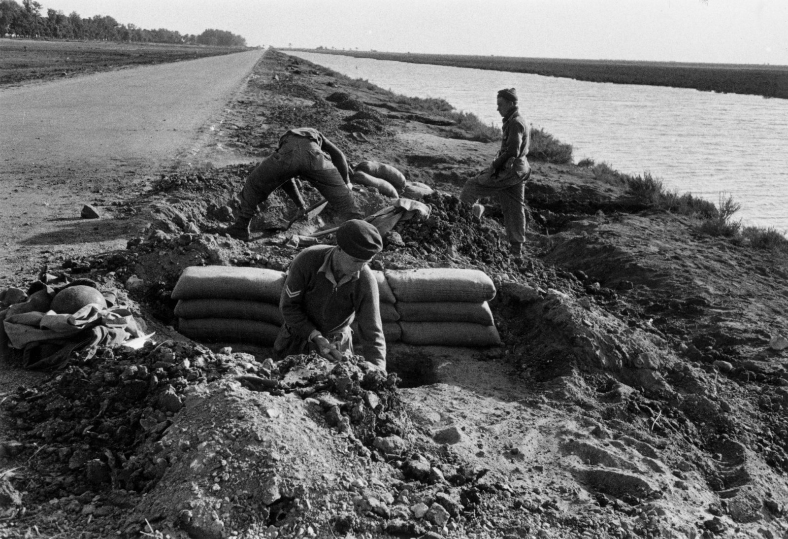Суэцкий кризис итоги. Суэцкий кризис 1956. Суэцкий канал 1956. Египет 1956.