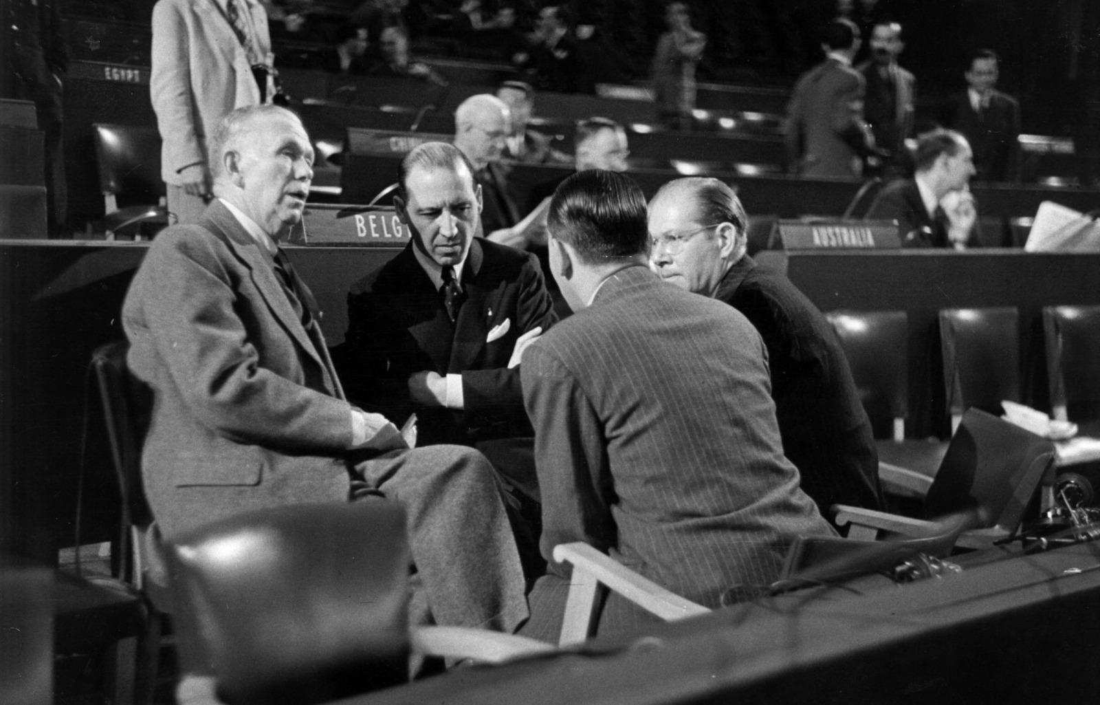 1948 год. Заседание Генеральной ассамблеи ООН в Париже 16 октября