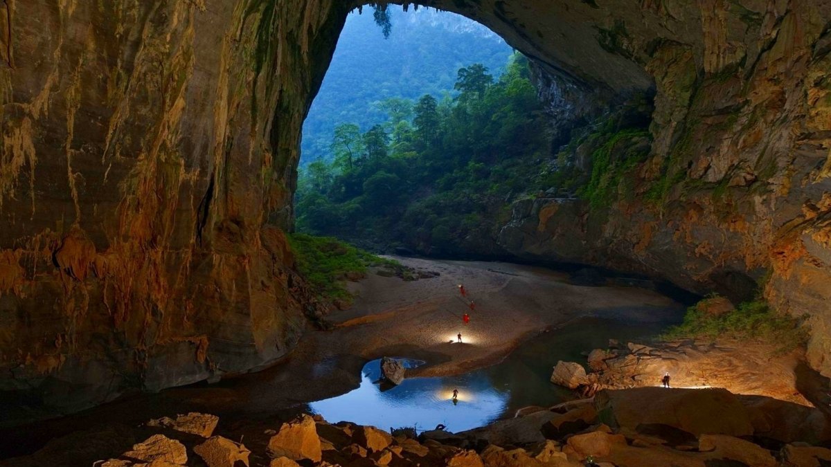 Шондонг - самая большая и удивительная пещера в мире
