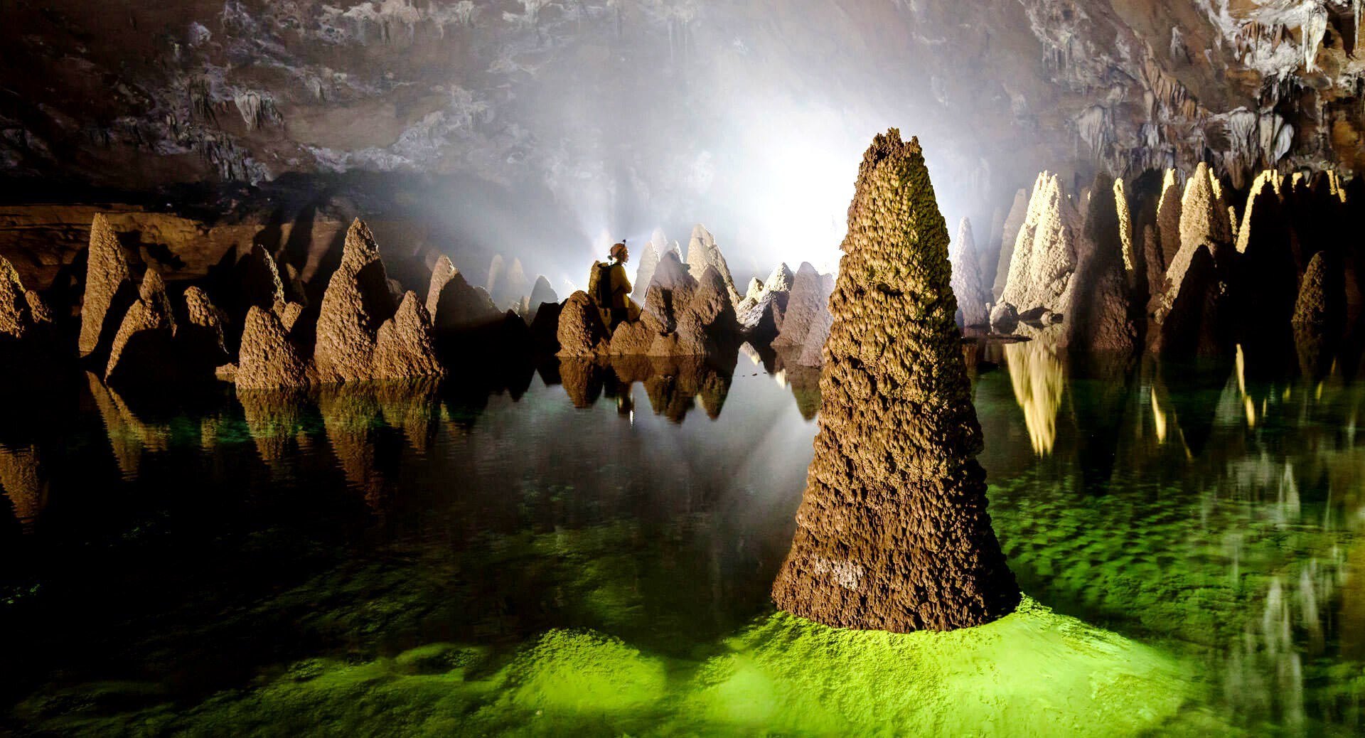 Шондонг - самая большая и удивительная пещера в мире