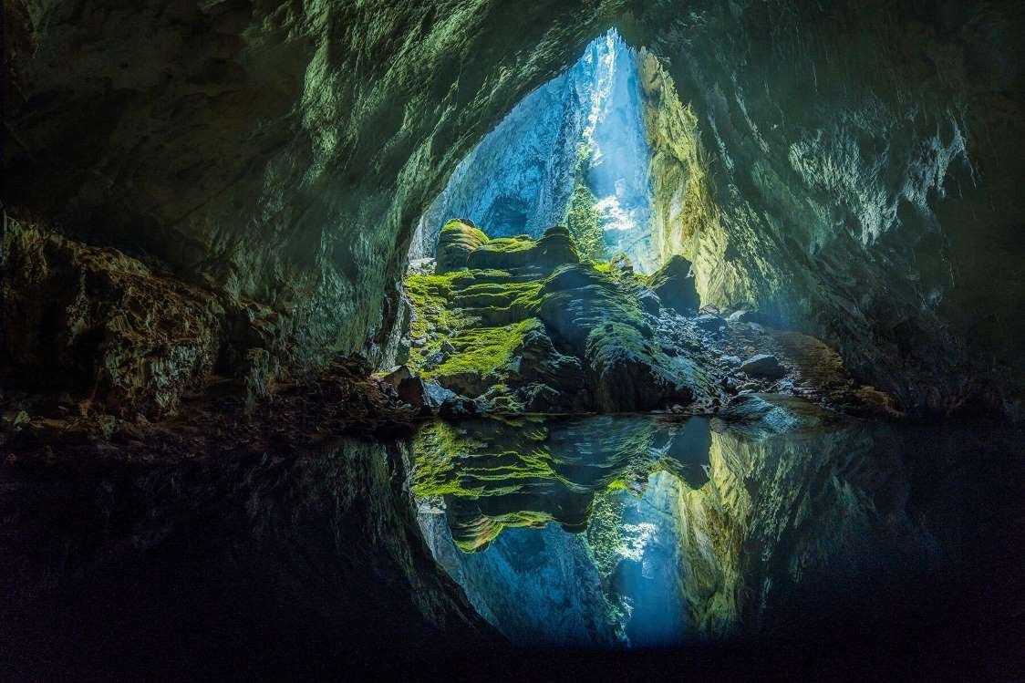 Gooning cave