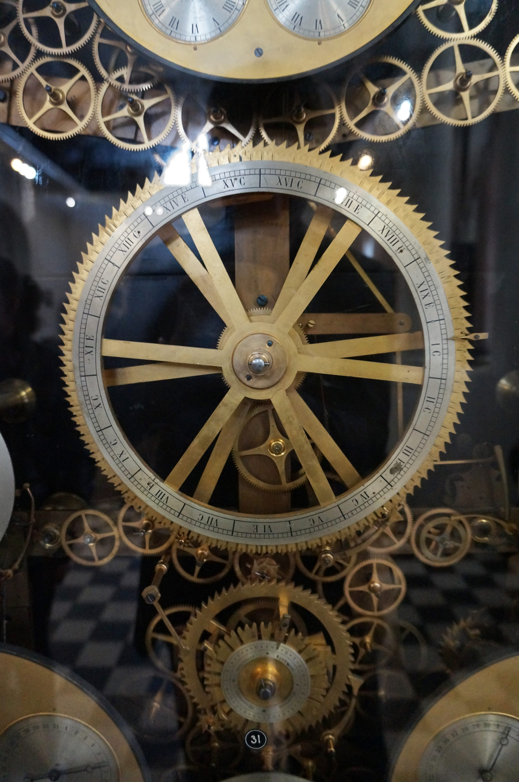 Единственные в мире универсальные астрономические часы