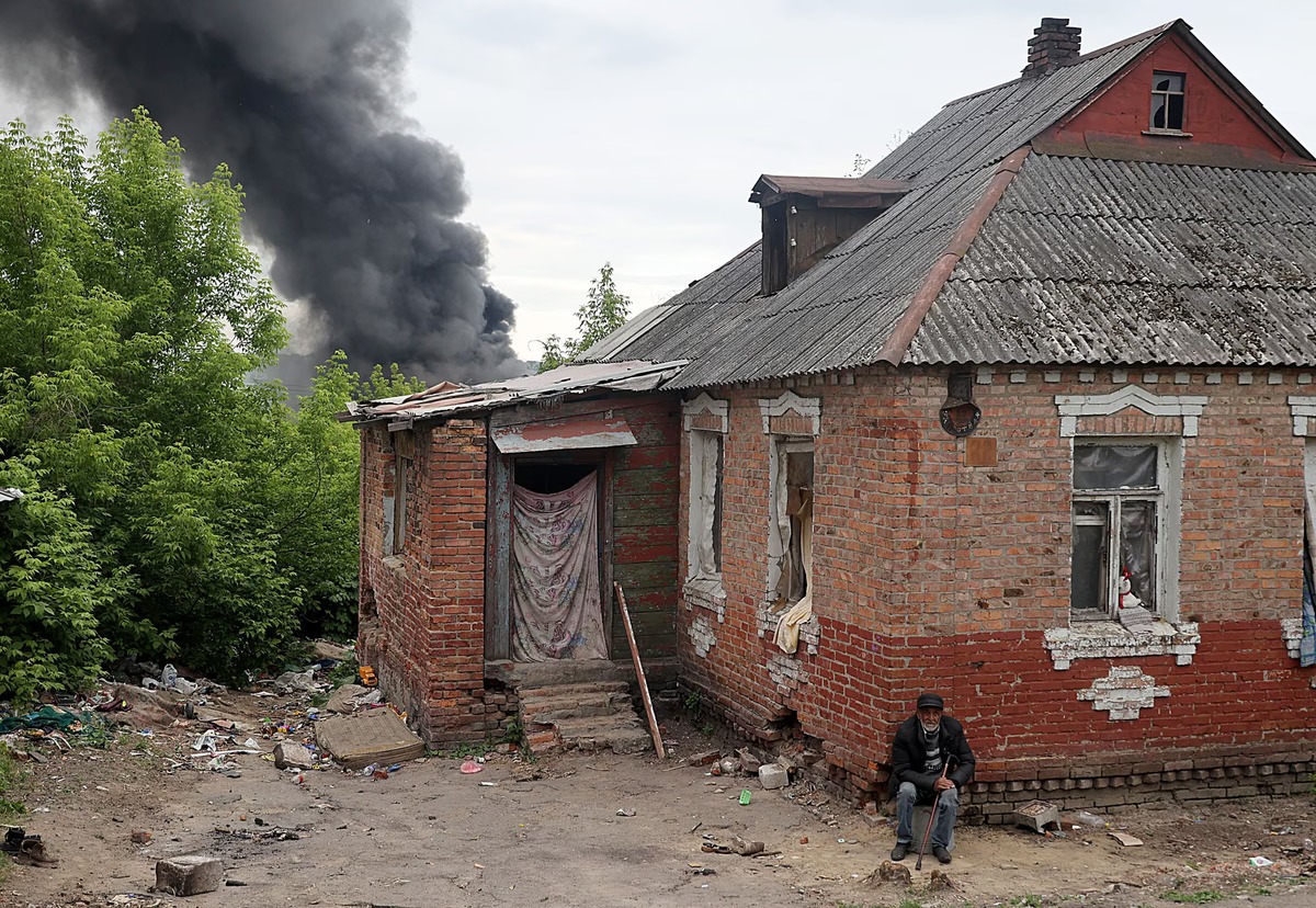 Бои в Харьковской области между Украиной и Россией - Фотохронограф