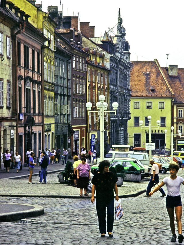 Чехословакия в 1990 году.